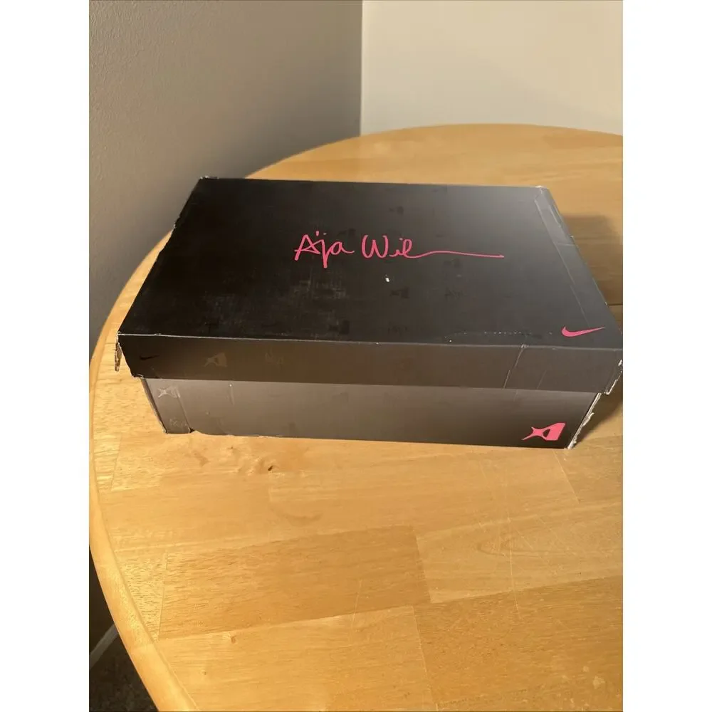Size 9.5 - Nike A'One Sequoia W - FZ8605-301